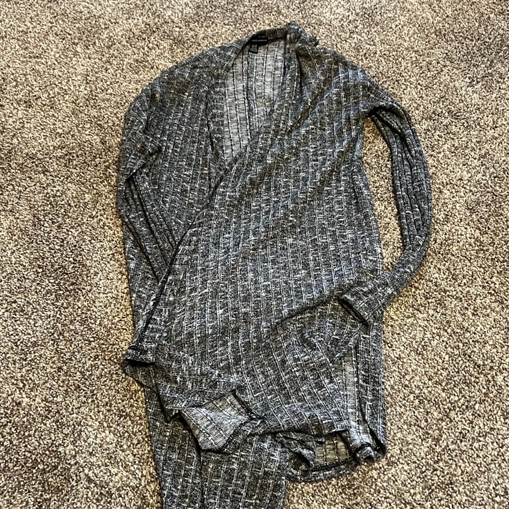 Grey American Eagle stripped cardigan